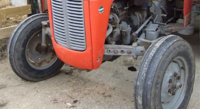 I OVO JE BIH: Iz dvorišta ukrao traktor i više poljoprivrednih mašina