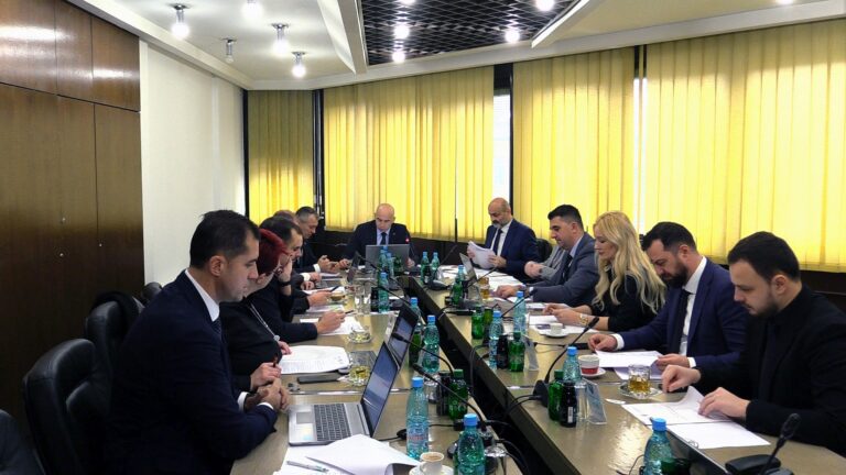 Vlada ZDK usvojila izmjene uredbi o egzistencijalnoj naknadi i vanrednoj novčanoj pomoći