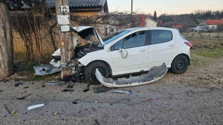 Nesreća na M-17, povrijeđene dvije osobe