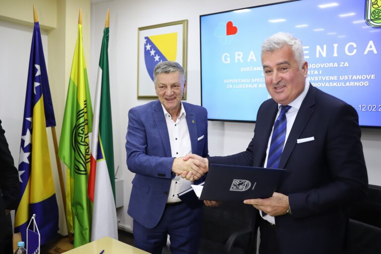 Svečano potpisan ugovor o pravu građenja Centra za srce u Zenici