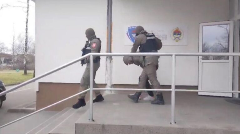 Sky mafija: “Kumu” pritvor, granični policajac se brani sa slobode