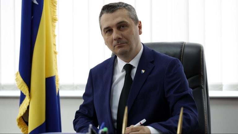 Dizdar o stavu trojke: Prvo izmjene Ustava BiH, pa izbor člana Predsjedništva