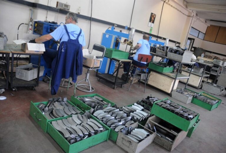 Država Srbija želi preuzeti fabrike namjenske industrije u Republici Srpskoj