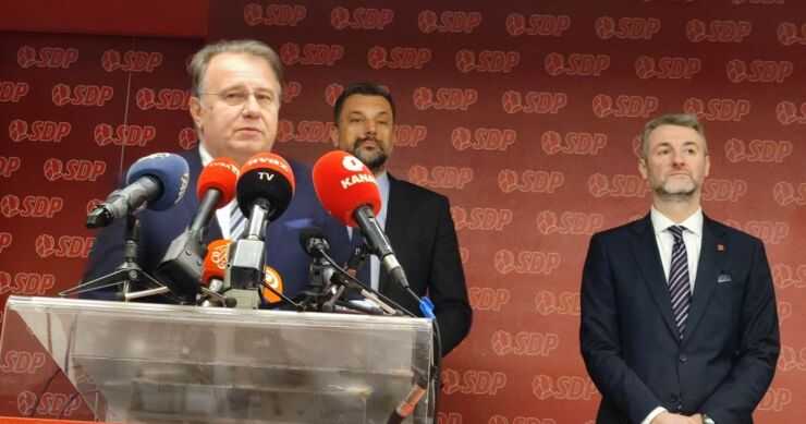 Trojka pozdravila usvajanje Zakona o sprečavanju sukoba interesa