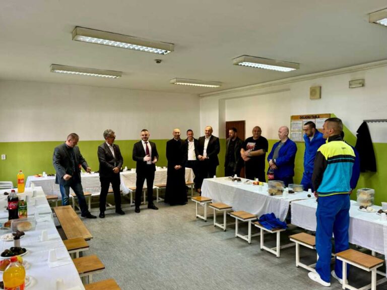 Direktor Isak prisustvovao svečanosti u KPZ Zenica povodom blagdana Uskrsa