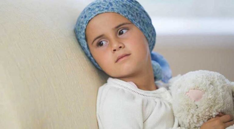 Roditelji djece s karcinomom od 2017. čekaju da im se omogući plaćeno bolovanje, šta je sa onkološkim pacijentima