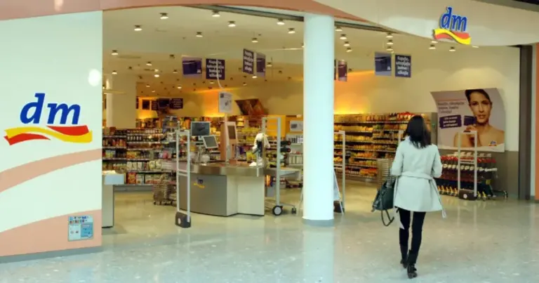 “dm” u Hrvatskoj traži radnike, evo kolika im je tamo plaća i šta sve dobiju od firme za godinu dana