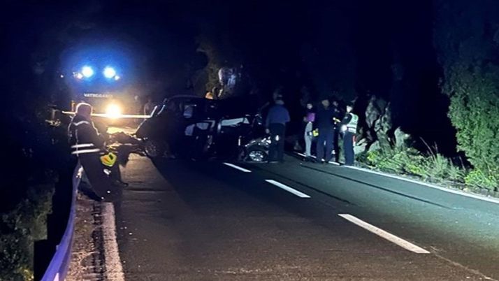 Dvoje poginulih i dvoje povrijeđenih u sudaru tri vozila