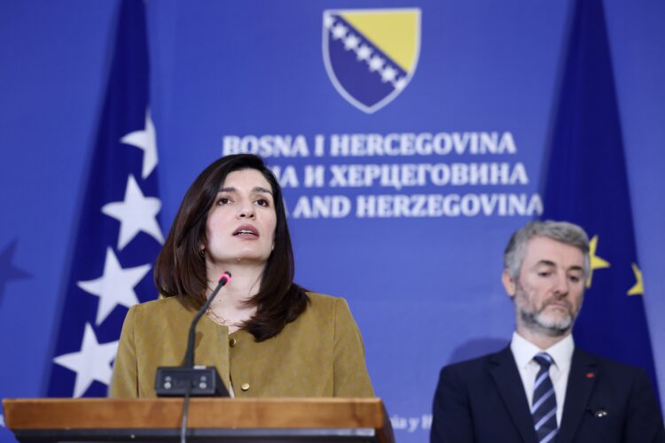 Ko ide naprijed, a ko nazad na evropskom putu?