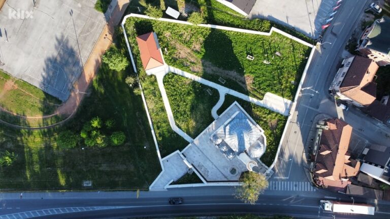 Pogledajte kako izgleda posljednja obnovljena banjalučka džamija koja se otvara 7. maja