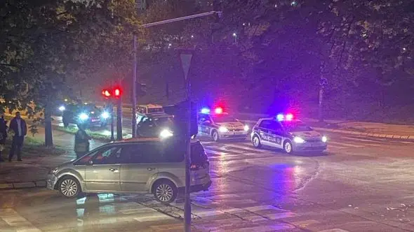 Šta se dešava u gradu: Stigla policija i Hitna pomoć, blokiran saobraćaj!