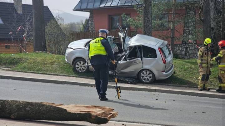 U oluji poginulo pet osoba, među kojima dvoje djece