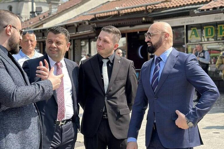 Arnel Isak: Žalosno je da političari iz BiH nisu skupili hrabrosti da prošetaju Baščaršijom