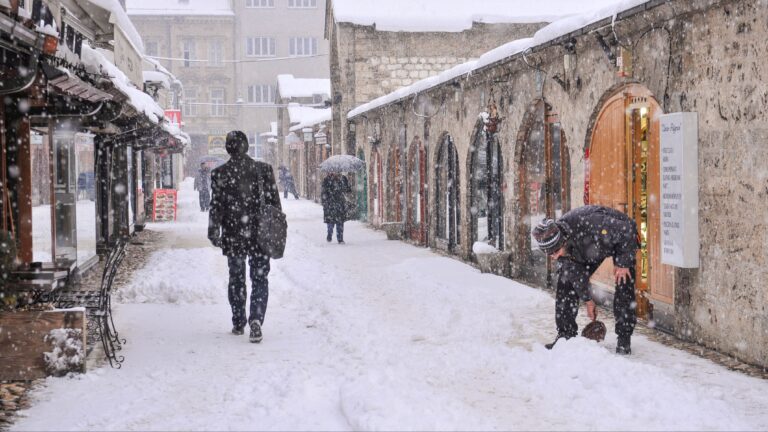 Izvadite zimske stvari iz ormara: Vraćaju nam se niske temperature