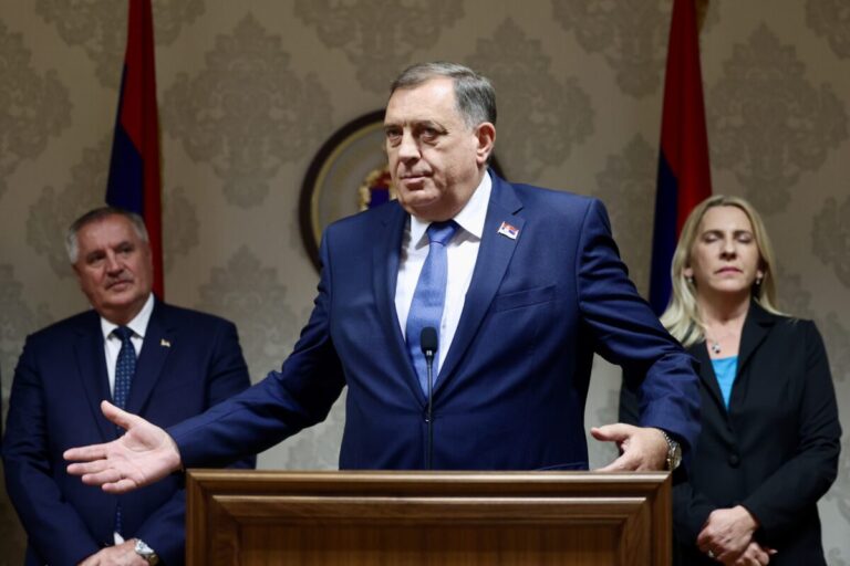 Dodik opet negirao genocid, Srebrenicu nazvao “manipulacijom”: Mislite tako da živimo!?