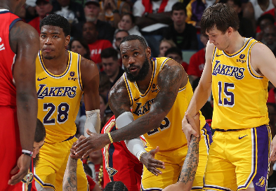 LeBron odveo Lakerse u doigravanje. U prvom krugu na Jokića i društvo