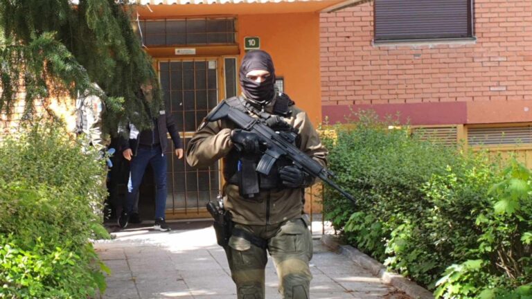 Predložen pritvor za 18 i mjere zabrane za pet osumnjičenih u predmetu “Crna kravata 2”