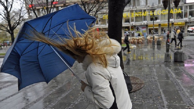 Upaljen narandžasti meteoalarm za veći dio Bosne i Hercegovine: Ponovo nas očekuju udari vjetra velike jačine i to od 60 do 80 km/h