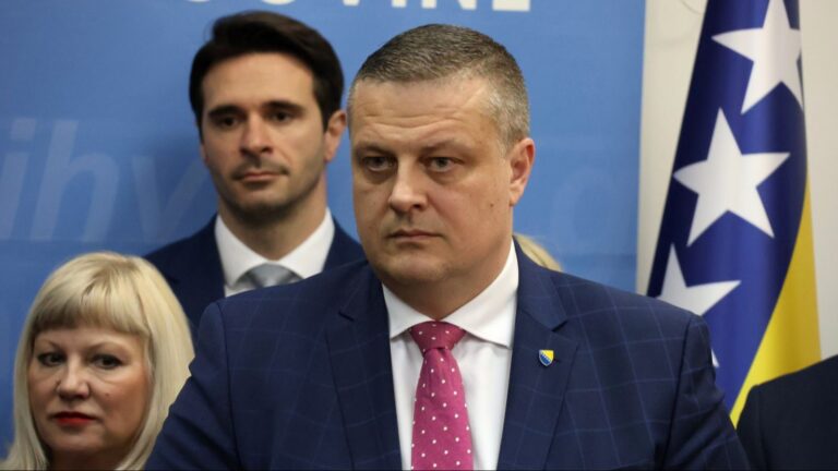 Mijatovićeva poruka opoziciji: “Prestanite nam pojedinačno crtati mete na čelo”