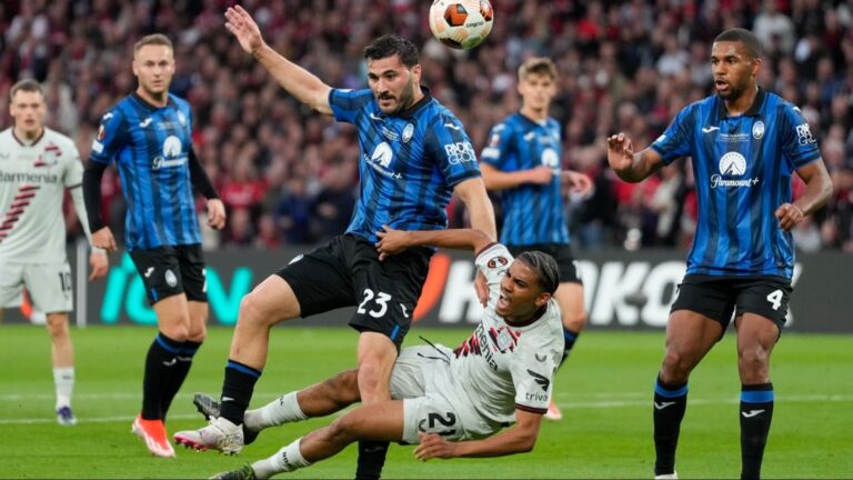 Kolašinac prvi bh. fudbaler nakon Rahimića koji je osvojio evropski trofej
