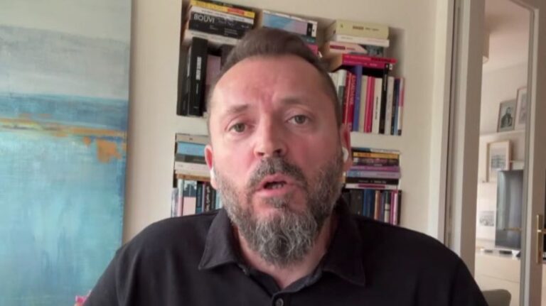 Bursać: Dodik se zbog Rusa boji za svoju glavu, Amerika mu je jasno rekla da ukoliko nastavi, nestat će RS