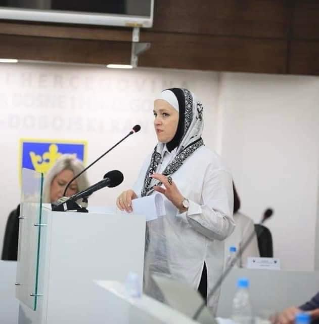 Zastupnica NiP-a Amra Babić uputila inicijativu Vladi ZDK: Hitno ispoštovati uredbu i isplatiti novčanu pomoć