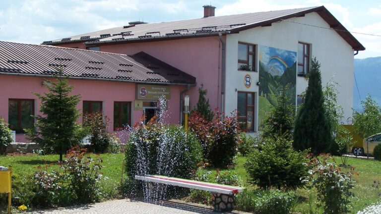 Novi detalji drame u BiH: Dječak koji je izboden u školi bit će operisan