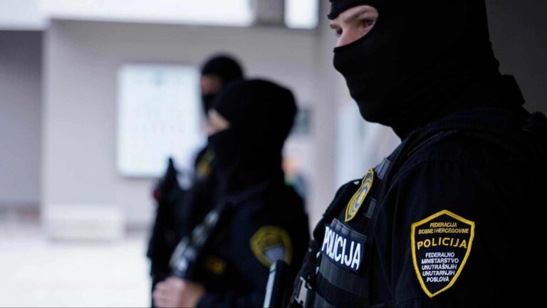 Pripadnici Cyber odsjeka FUP-a: Policija spriječila samoubistvo djeteta
