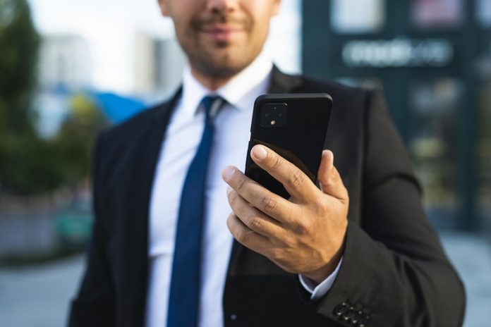 Tužitelj kažnjen zbog nemara u radu: Nije napunio službeni telefon