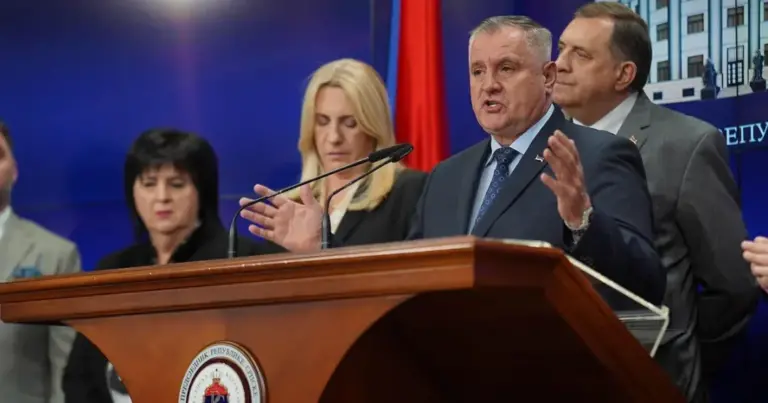 Viškoviću u NSRS-u “izletjelo”: “Ima većih kriminalaca od mene…”