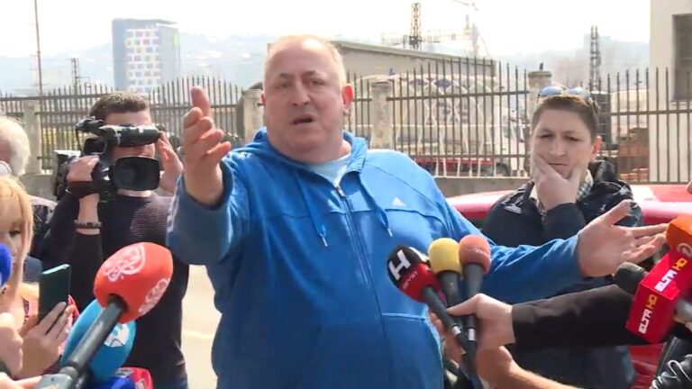 Ko je Senad Sućeska, čiji je sin pretukao komšiju: Prijetio novinarima “ti doš’o Bakira spominjat, spominji Dodika, je***e hljeb!”