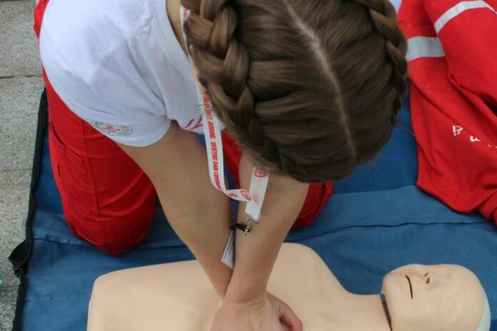 Uvesti obuke reanimacije za svakog učenika u BiH