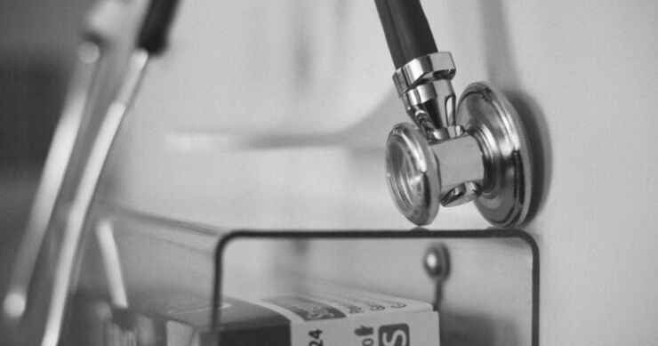 Doktor koji nema ni medicinsku školu liječio više stotina pacijenata u vlastitoj ordinaciji