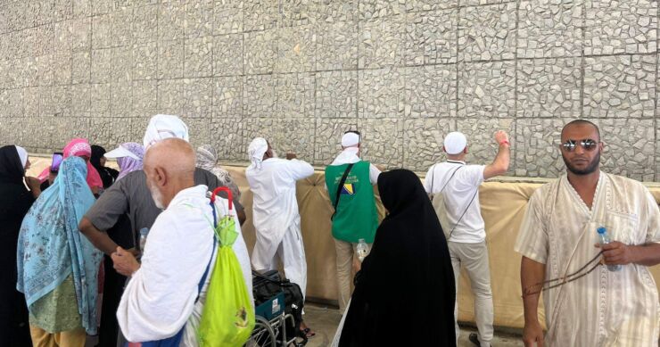 Više hiljada hadžija doživjelo toplotni udar tokom bacanja kamenčića na džemretima