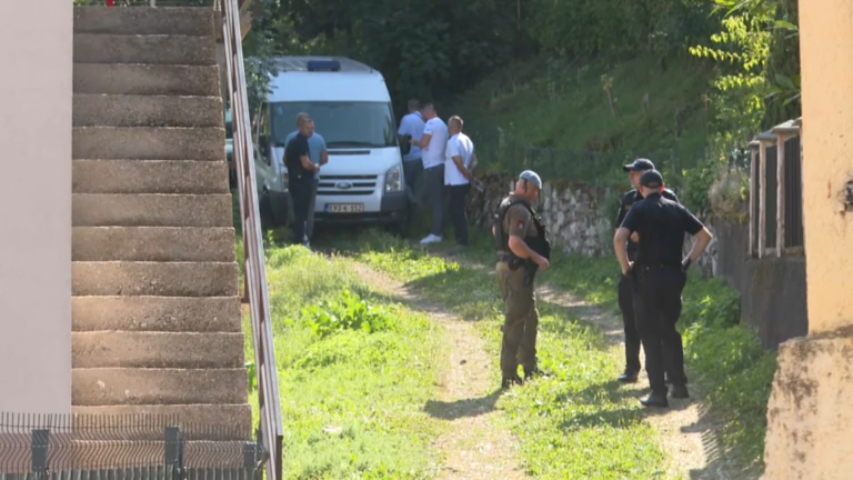 Stravični detalji tragedije na Širokači: “Stariji brat je prvo pucao u noge, policija ga je dugo molila da izađe. Uslijedila je eksplozija, a potom požar”