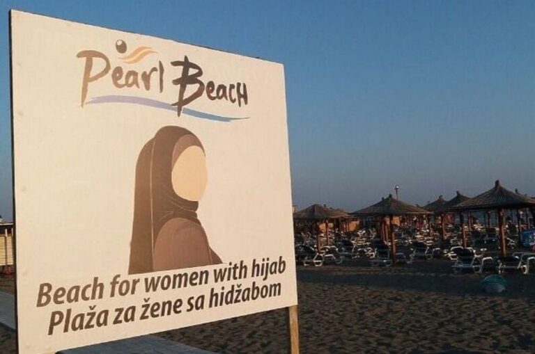 Zvanično svečano otvorena “hidžab plaža”