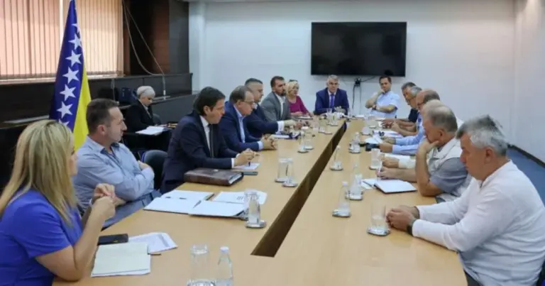 Penzioneri, moguće da dobijete jednokratnu pomoć ove godine