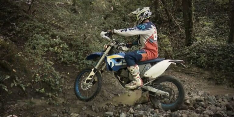 VAŽNA OBAVIJEST: U šumu sa motornim vozilima samo uz ODOBRENJE