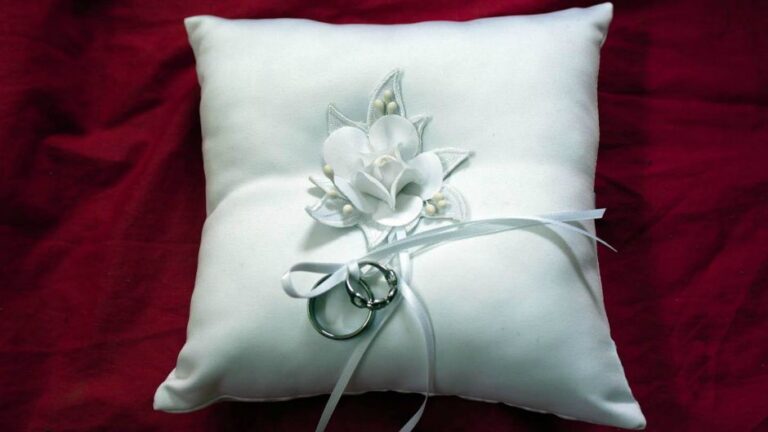 Nikad nije kasno: Najstariji mladoženja u Banjaluci ove godine imao 90, a mlada 70 godina