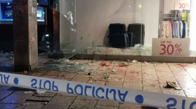 Zbog naguravanja prilikom ulaska u klub puklo staklo: Povrijeđene 22 osobe