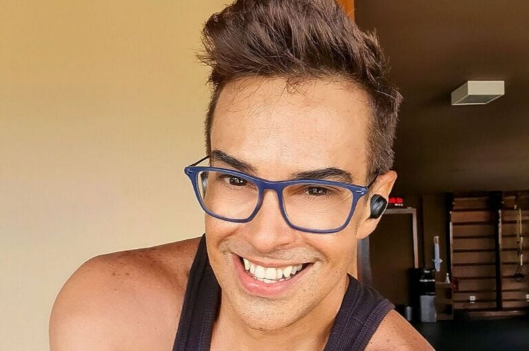 Influenser izgleda ovako i tvrdi da ima 57 godina!