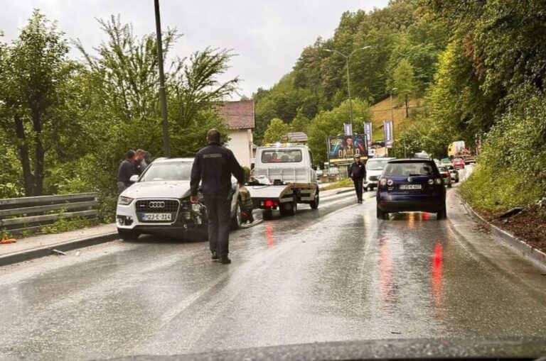 Saobraćajna nesreća između Lukavice i Vraca, zabilježena značajna šteta