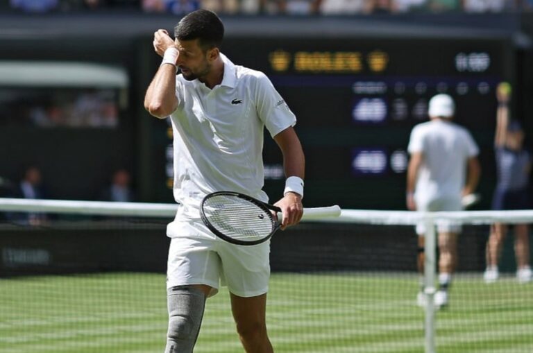 DRAMA | Đoković izgubio od anonimusa pa bijes iskalio na navijaču