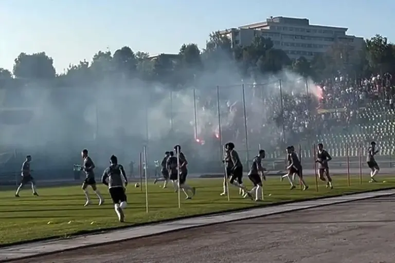 Pogledajte kako su Horde zla pružile podršku Sarajevu na posljednjem treningu pred put u Slovačku
