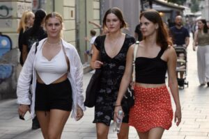 “Često ih potcjenjujemo”: Šta kažu mladi o svojoj političkoj pismenosti i predstojećim izborima