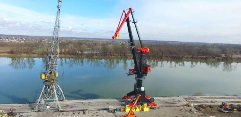 Najmanje tri kompanije iz Hrvatske i Turske žele investirati u brčansku luku