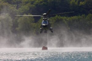 Predsjedništvo BiH potpisalo saglasnost, helikopteri će poslijepodne gasiti požar i na Ponijerima