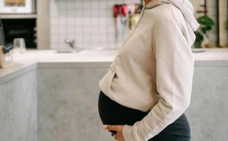 Bebini pokreti u stomaku: Šta je normalno, a kada se trebate zabrinuti?
