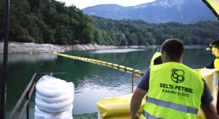 Poduzete preventivne mjere u slučaju izlijevanja nafte u Jablaničkom jezeru