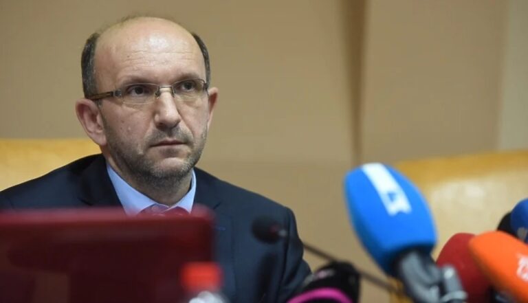 NE SIKIRAJ SE | Šerif Isović više nije direktor Porezne uprave FBiH, razriješen je dužnosti